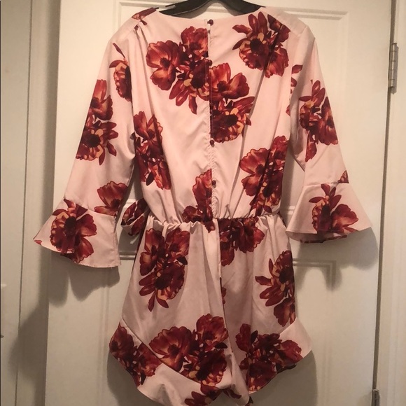 Floral romper - Picture 3 of 4